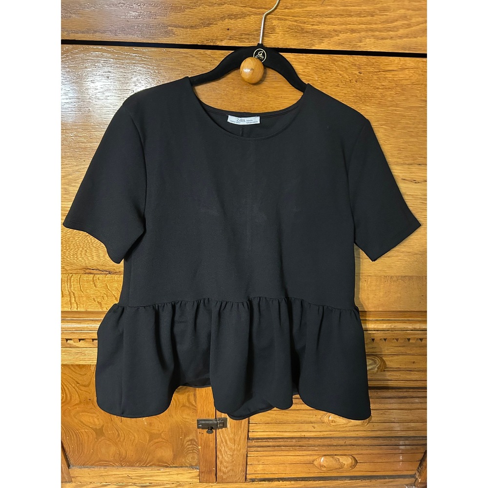 Zara Woman Black Short Sleeve Peplum Top Ruffle Hem Size Medium Round Neck